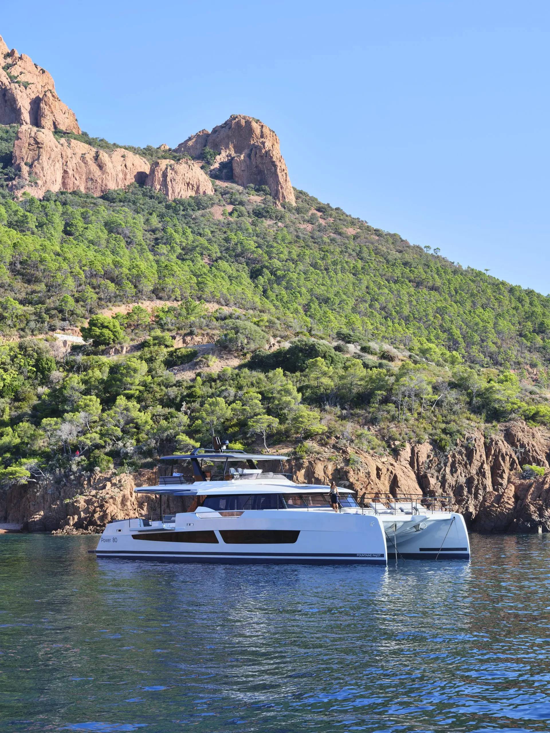 Fountaine-Pajot-Yachts_Power-80-ADD-06-scaled